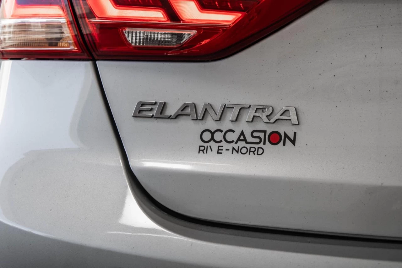 2018 Hyundai Elantra Manuelle - Garantie 1 AN Main Image