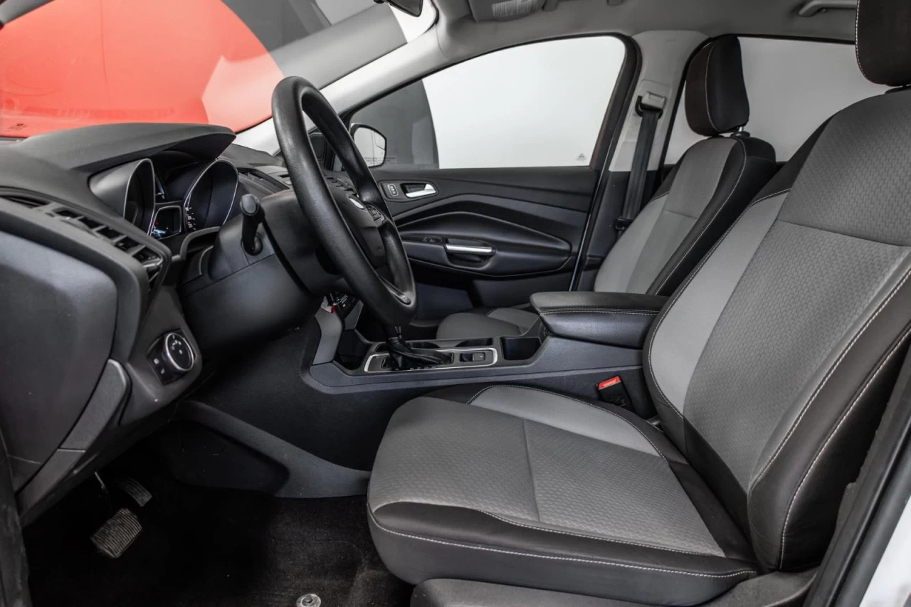 2018 Ford Escape SE 4WD+BLUETOOTH+CAM.RECUL+REG.VITESSE Image principale