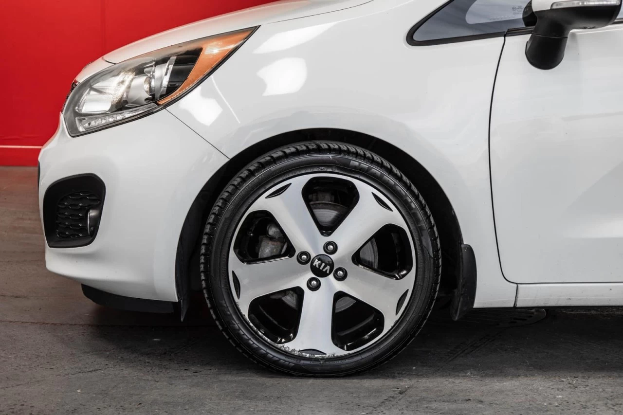 2015 Kia Rio SX - Manuelle - Garantie 1 AN Main Image