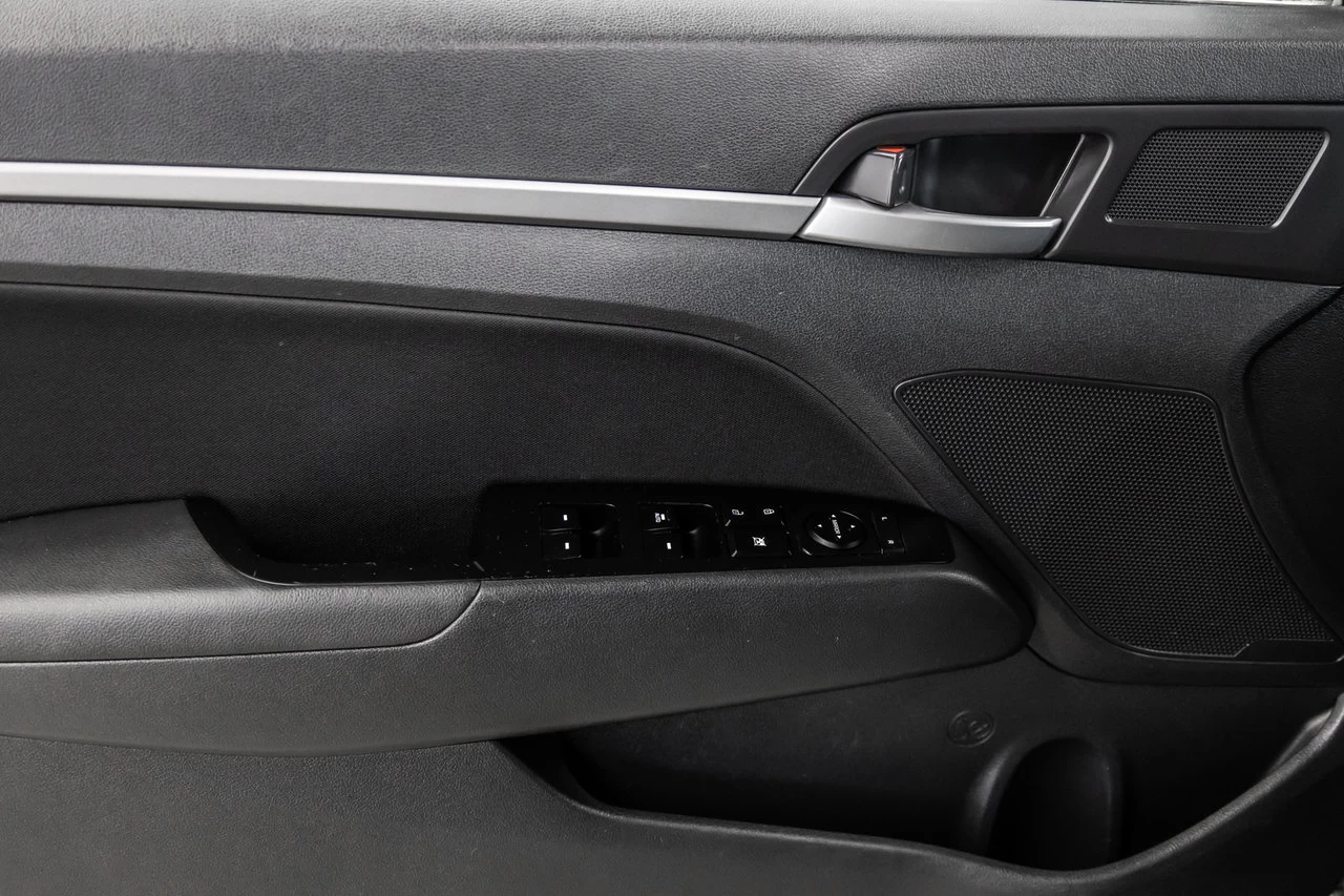 2018 Hyundai Elantra Gl Se Main Image
