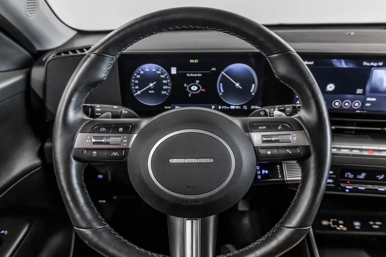 2025 Hyundai Kona Electric Preferred Main Image
