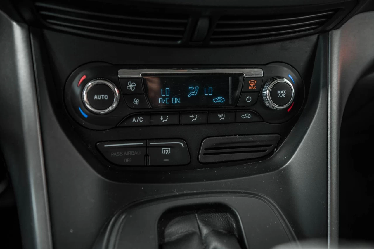 2014 Ford Escape 4WD SE AUBAINE! Image principale