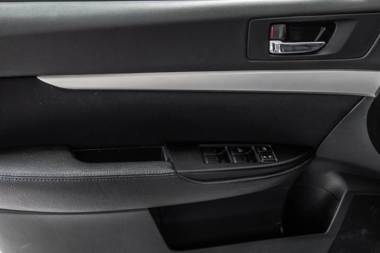 2012 Subaru Outback Automatique -4x4 Image principale