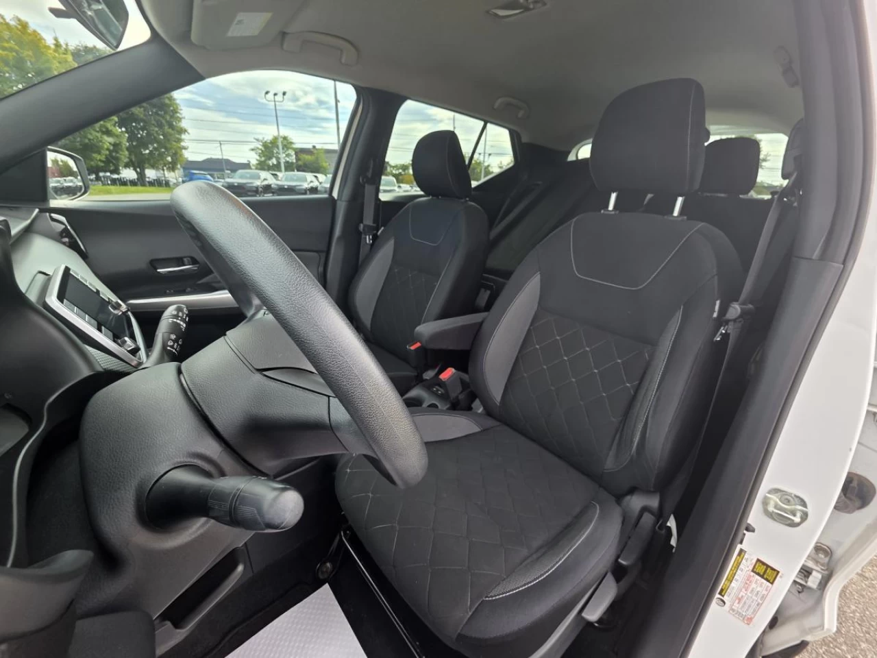 2019 Nissan Kicks S FWD Image principale