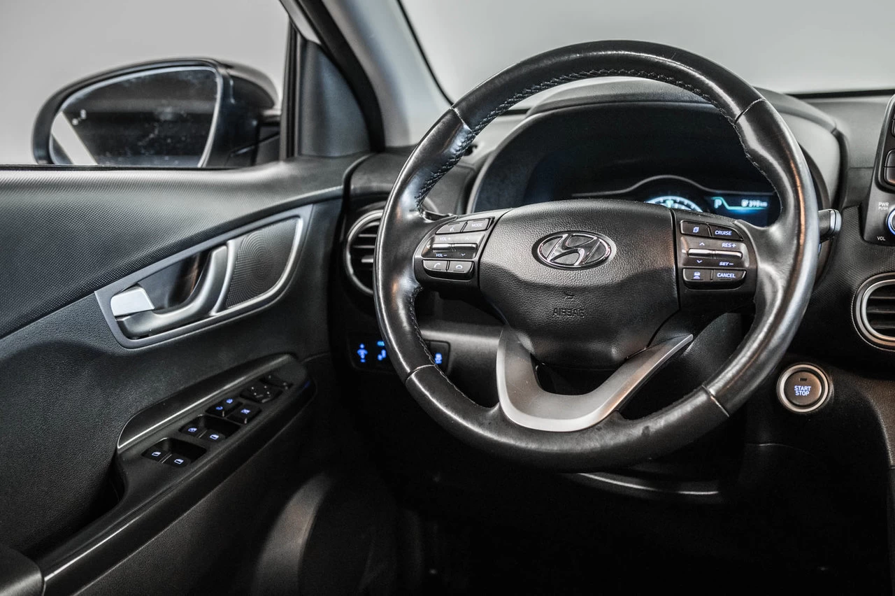2020 Hyundai Kona electric Preferred Twotone Main Image