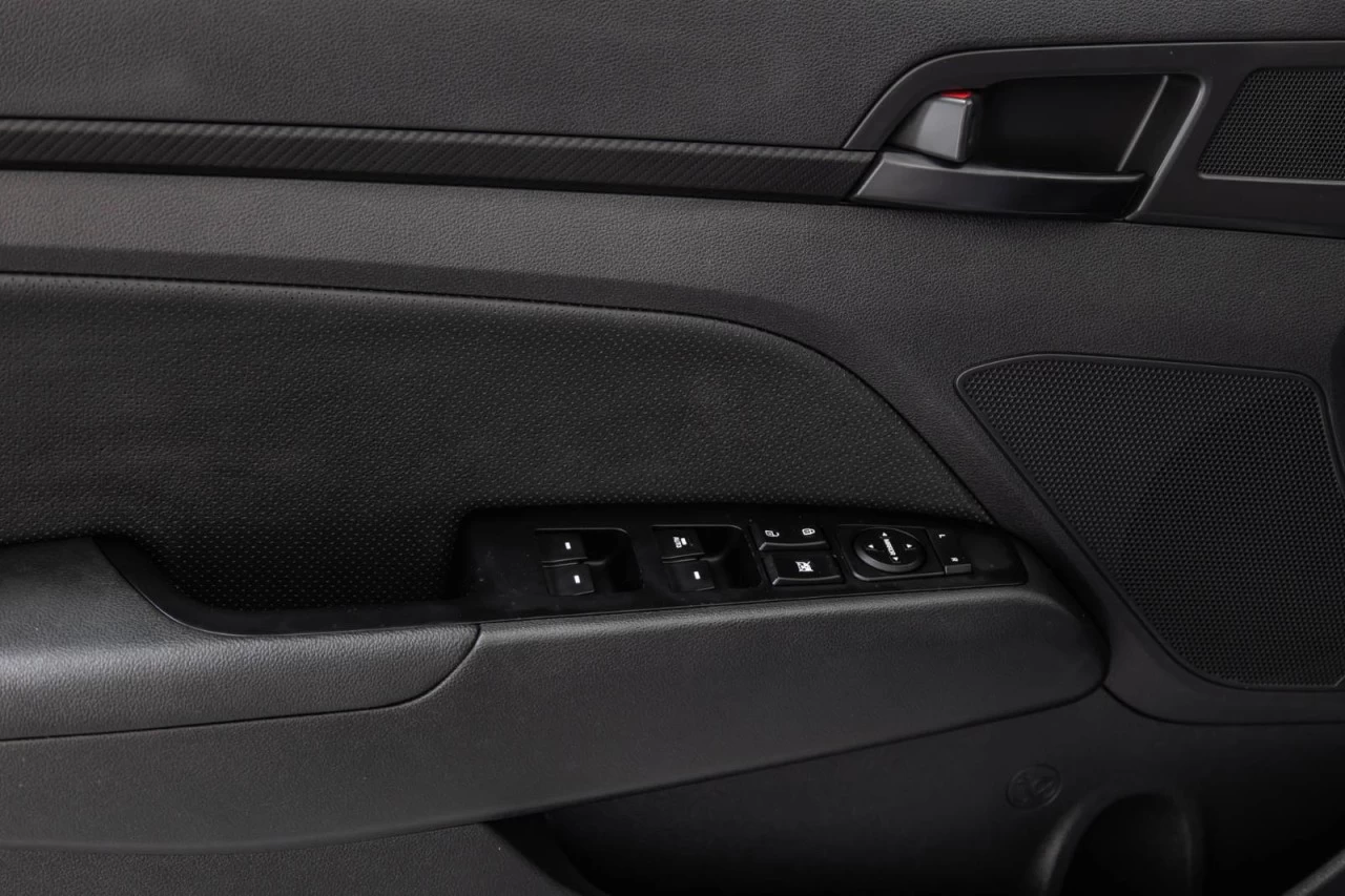 2018 Hyundai Elantra Sport TOIT.OUVRANT+VOLANT/SIEGES.CHAUFF+CUIR Image principale