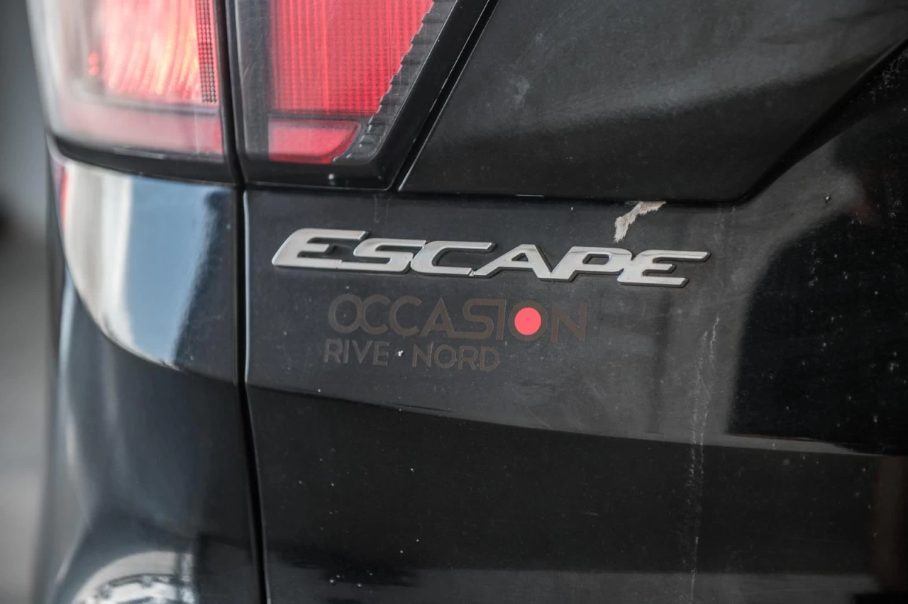 2017 Ford Escape Automatique 4WD SE Main Image