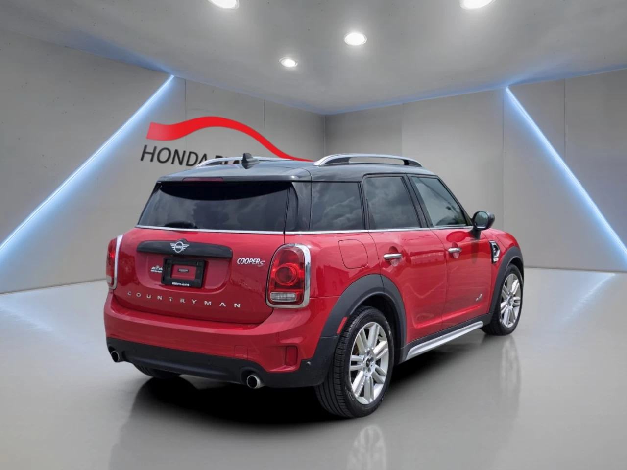 2020 MINI Countryman Cooper S ALL4 Main Image
