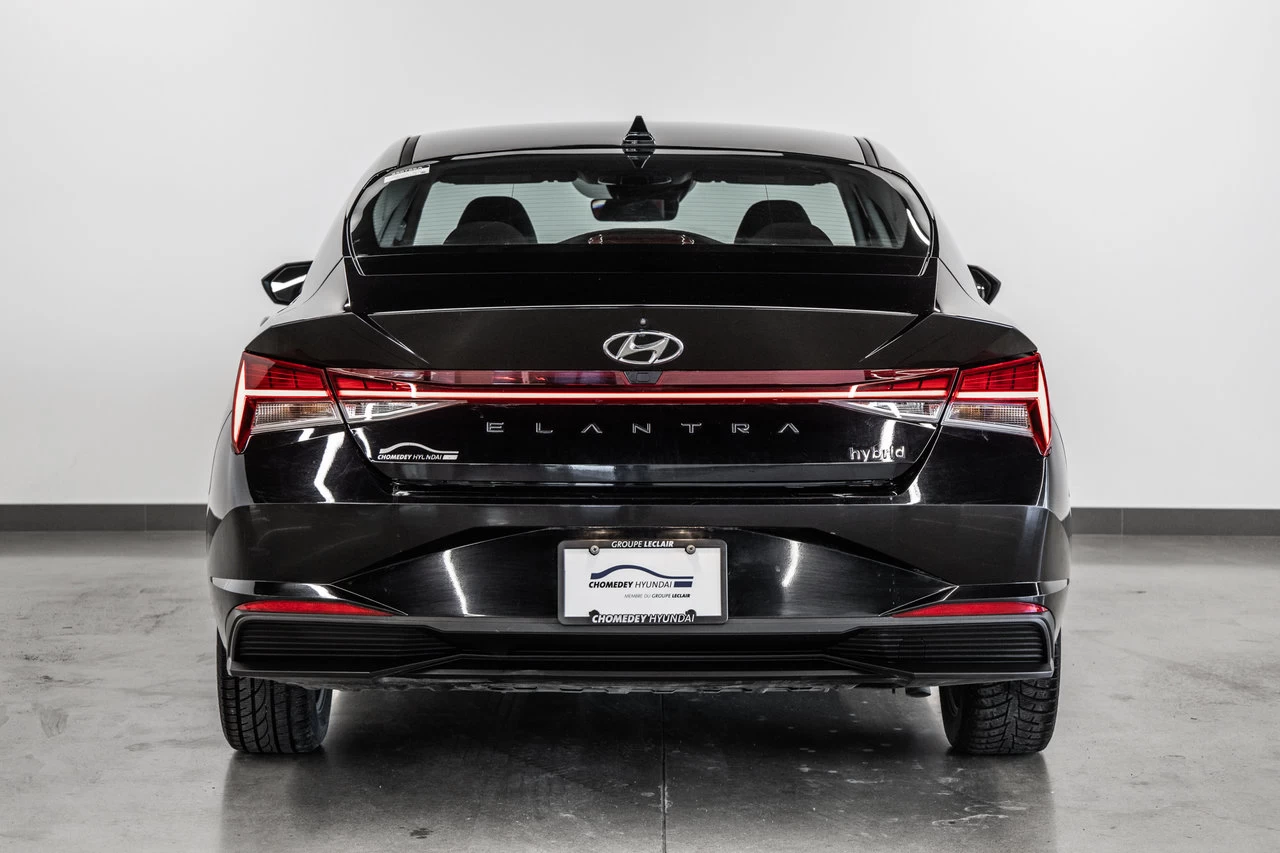 2022 Hyundai Elantra hybrid Preferred Main Image