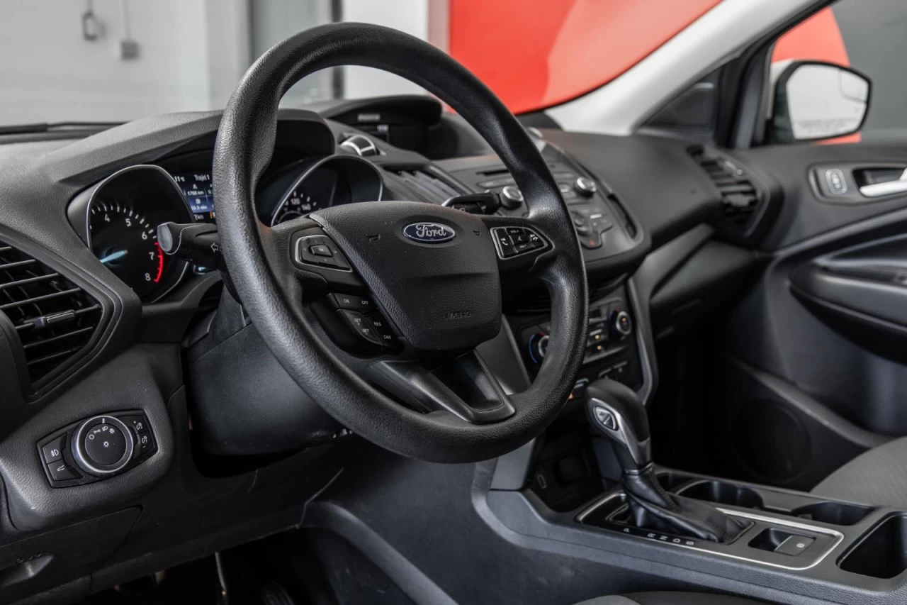 2018 Ford Escape SE 4WD+BLUETOOTH+CAM.RECUL+REG.VITESSE Image principale