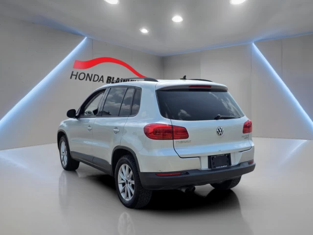 Volkswagen Tiguan 4dr Auto Trendline 4Motion 2013