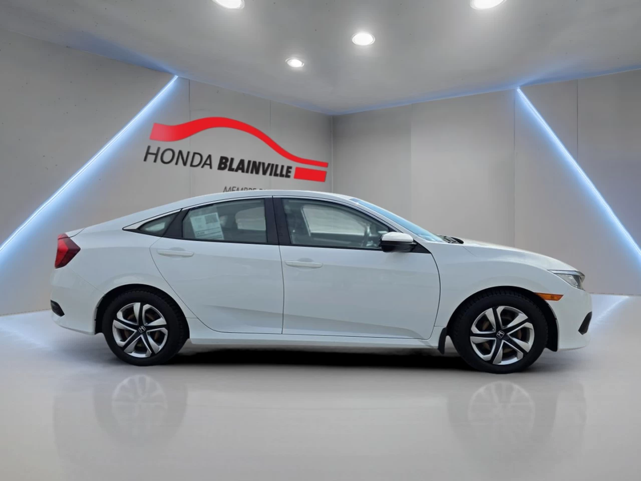 2018 Honda Civic LX CVT Sedan Main Image