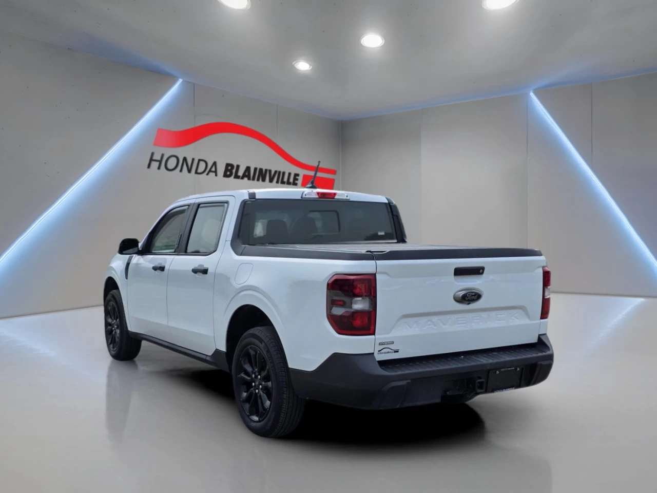2023 Ford Maverick XLT Advanced AWD SuperCrew Image principale
