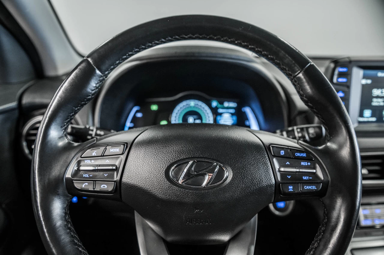 2020 Hyundai Kona electric Preferred Twotone Main Image