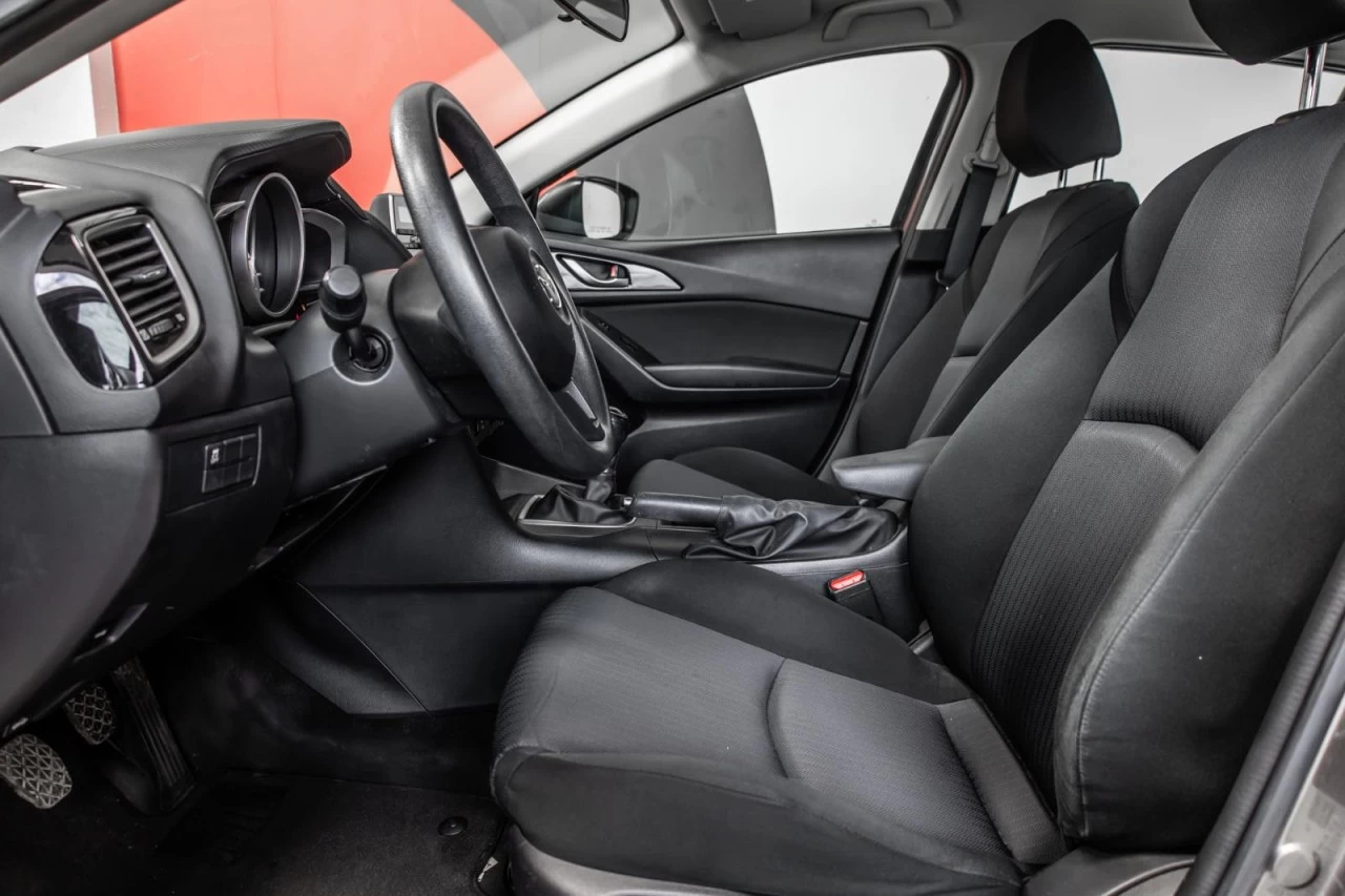 2015 Mazda Mazda3 Manuelle AUBAINE!!! Main Image