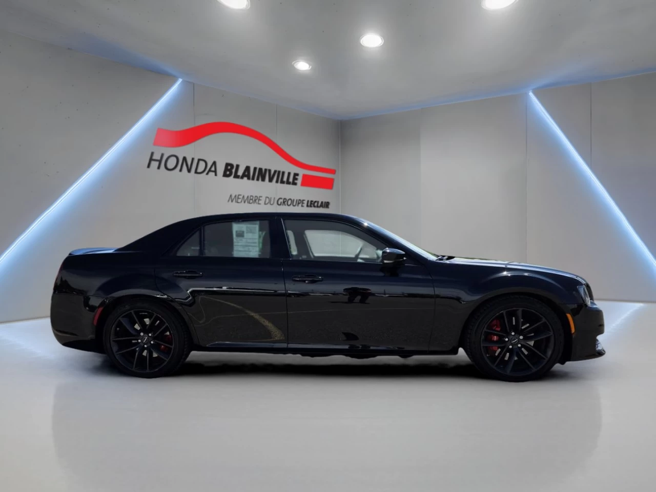 2023 Chrysler 300C SRT SUPER RARE Main Image