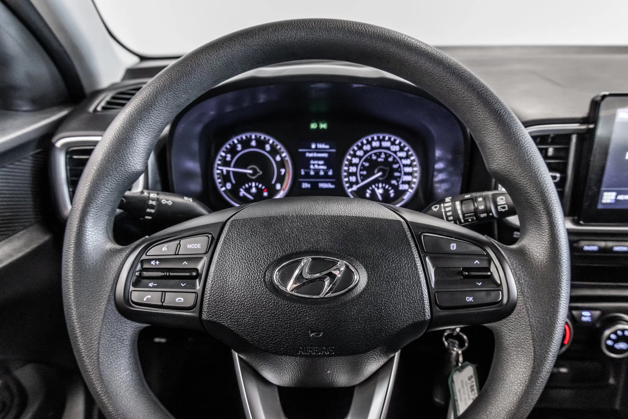 2022 Hyundai Venue Essential Image principale