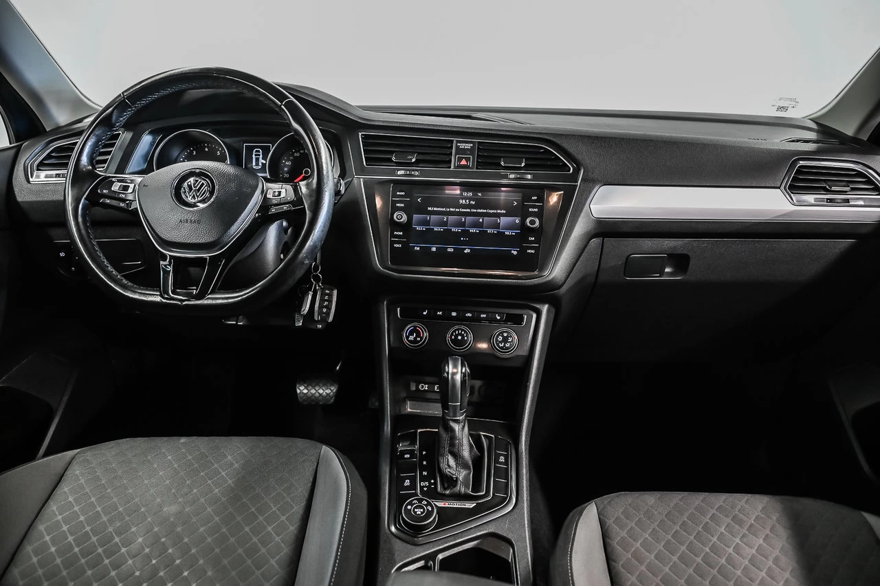 2018 Volkswagen Tiguan Trendline Awd Main Image