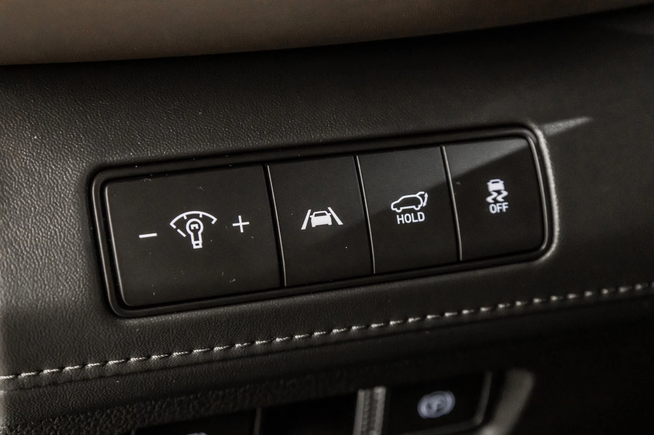 2022 Hyundai Santa Fe Plug-In Hybrid Luxury Awd Main Image