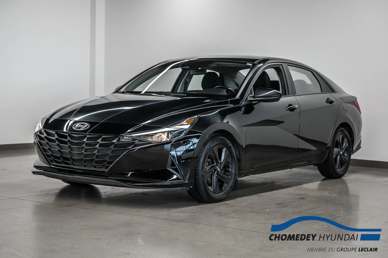2021 Hyundai Elantra Preferred Main Image