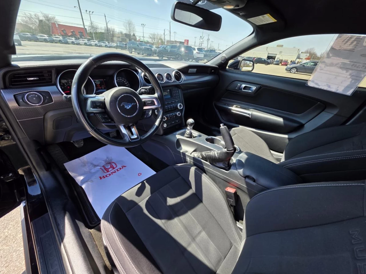 2018 Ford Mustang EcoBoost Fastback Image principale