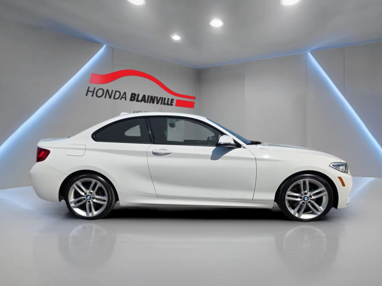 2017 BMW 2 Series Coupe Image principale