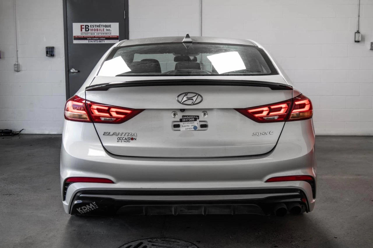 2018 Hyundai Elantra Manuelle - Garantie 1 AN Main Image