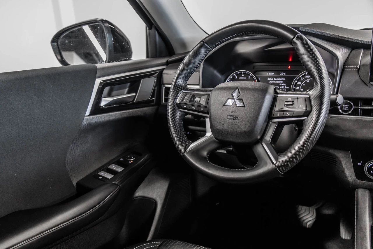2024 Mitsubishi Outlander Es Awd 7pass Image principale