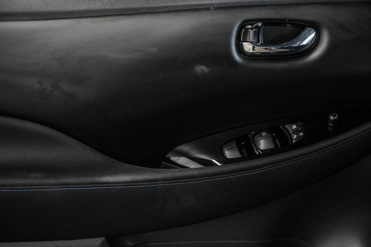 2019 Nissan LEAF Sv Navi+volant/siege Image principale