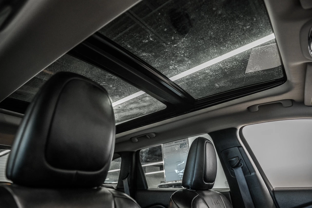 2016 Jeep Cherokee Limited V6 Awd Main Image