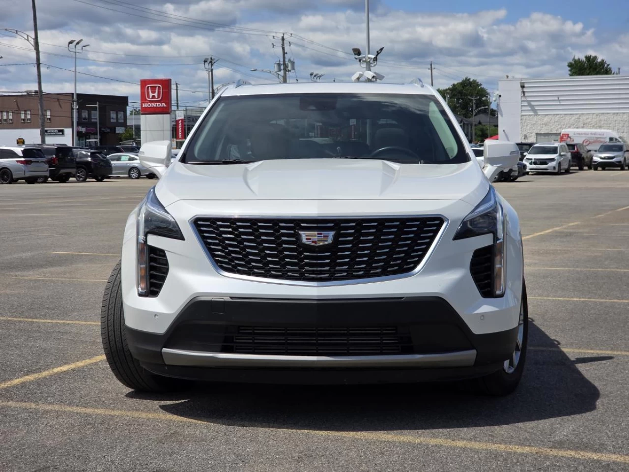 2022 Cadillac XT4 AWD 4dr Premium Luxury Main Image