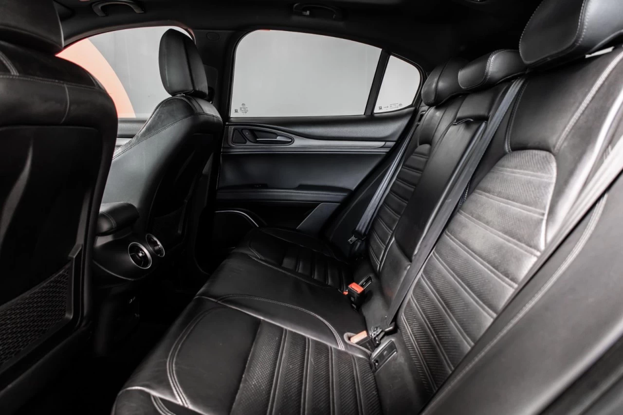 2018 Alfa Romeo Stelvio Ti Sport AWD NAVI+CUIR+TOIT.OUVRANT Main Image