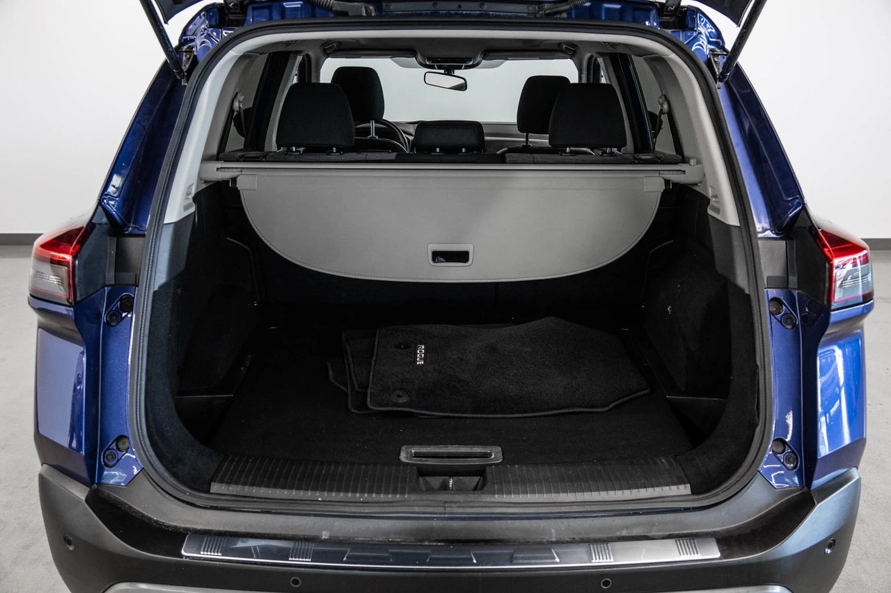 2023 Nissan Rogue Sv Tech Awd Main Image