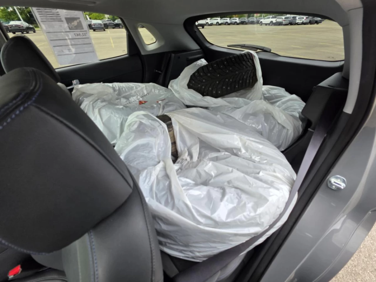 2023 Hyundai Kona electric Ultimate FWD Main Image