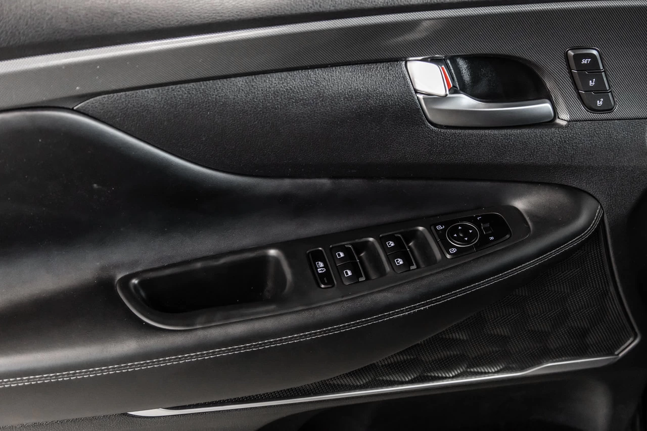 2021 Hyundai Santa Fe Hybrid Luxury Awd Main Image