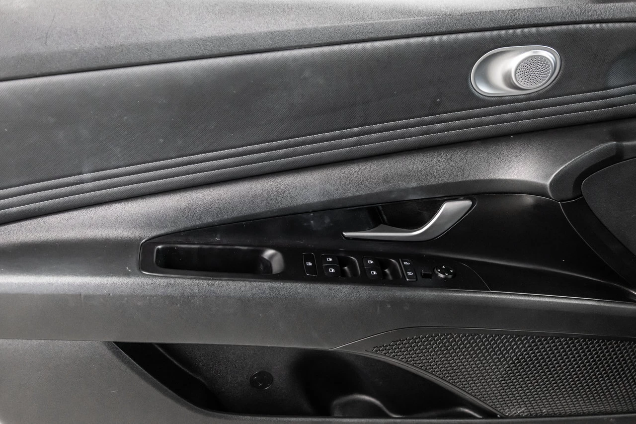 2021 Hyundai Elantra Ultimate Tech Image principale