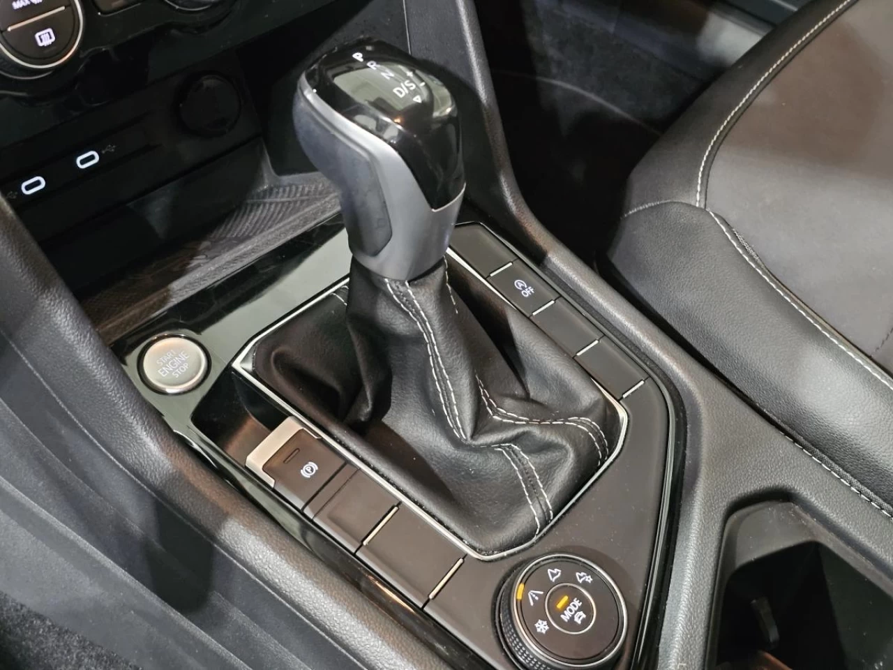 2024 Volkswagen Taos Comfortline 4MOTION Main Image