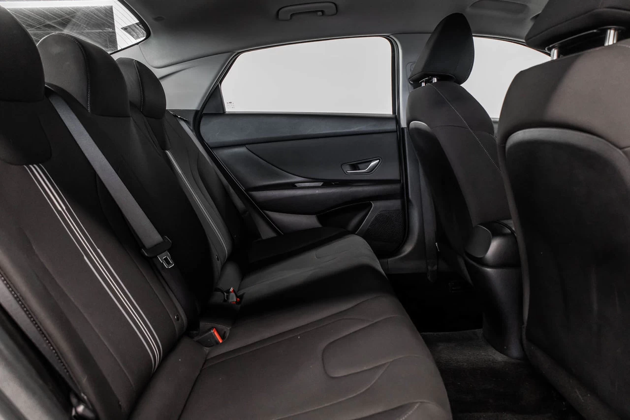 2021 Hyundai Elantra Preferred Image principale