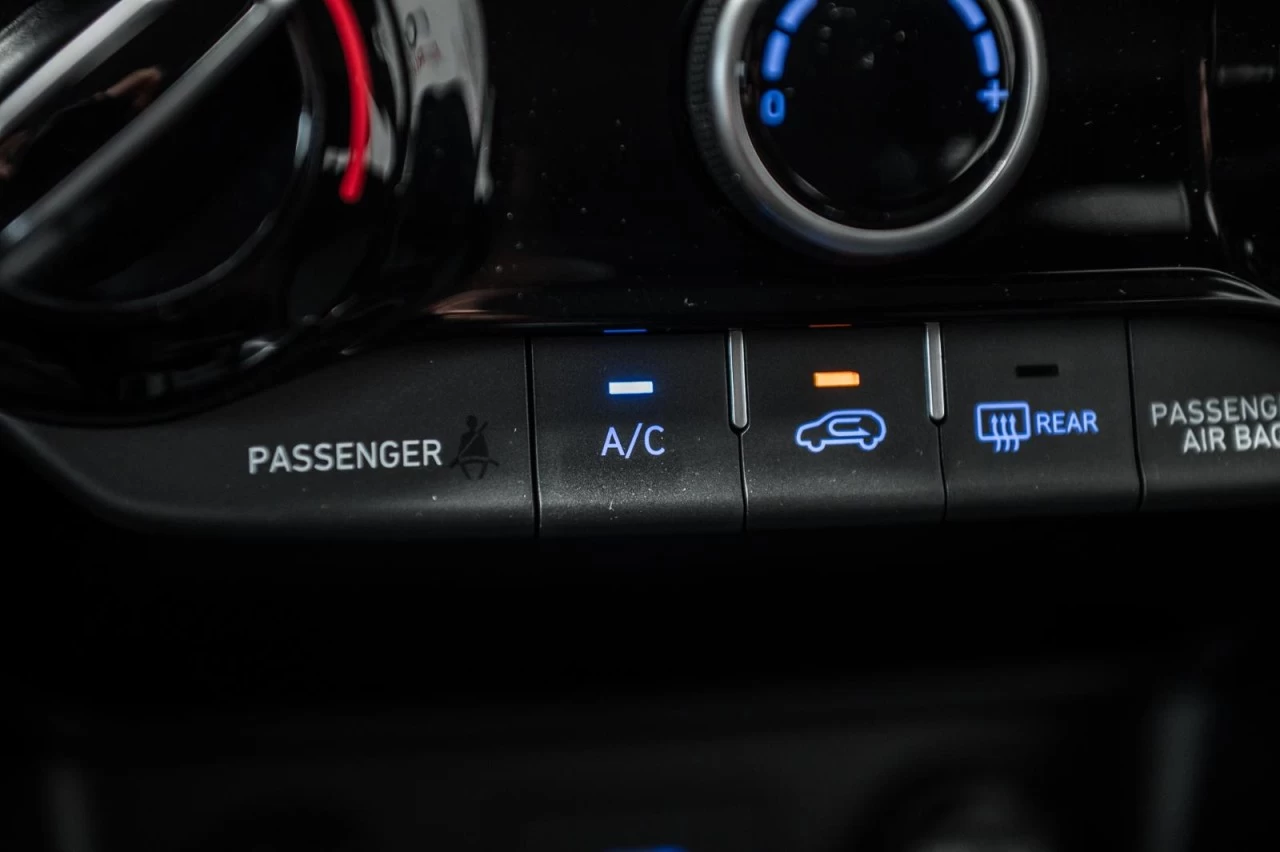 2023 Hyundai Kona Preferred AWD+VOLANT/SIEGES.CHAUFF+CARPLAY Main Image