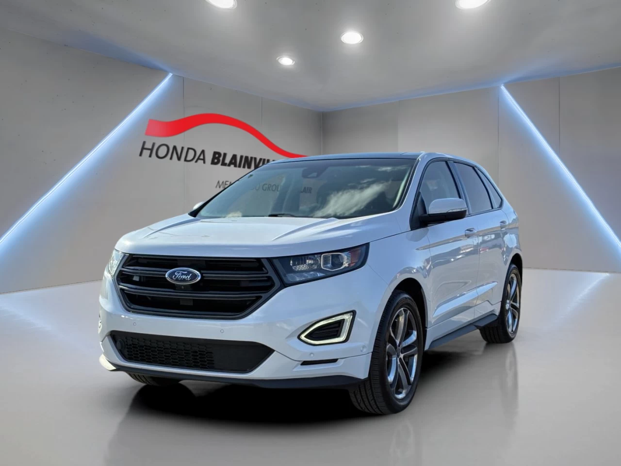 2015 Ford Edge 4dr Sport AWD Main Image