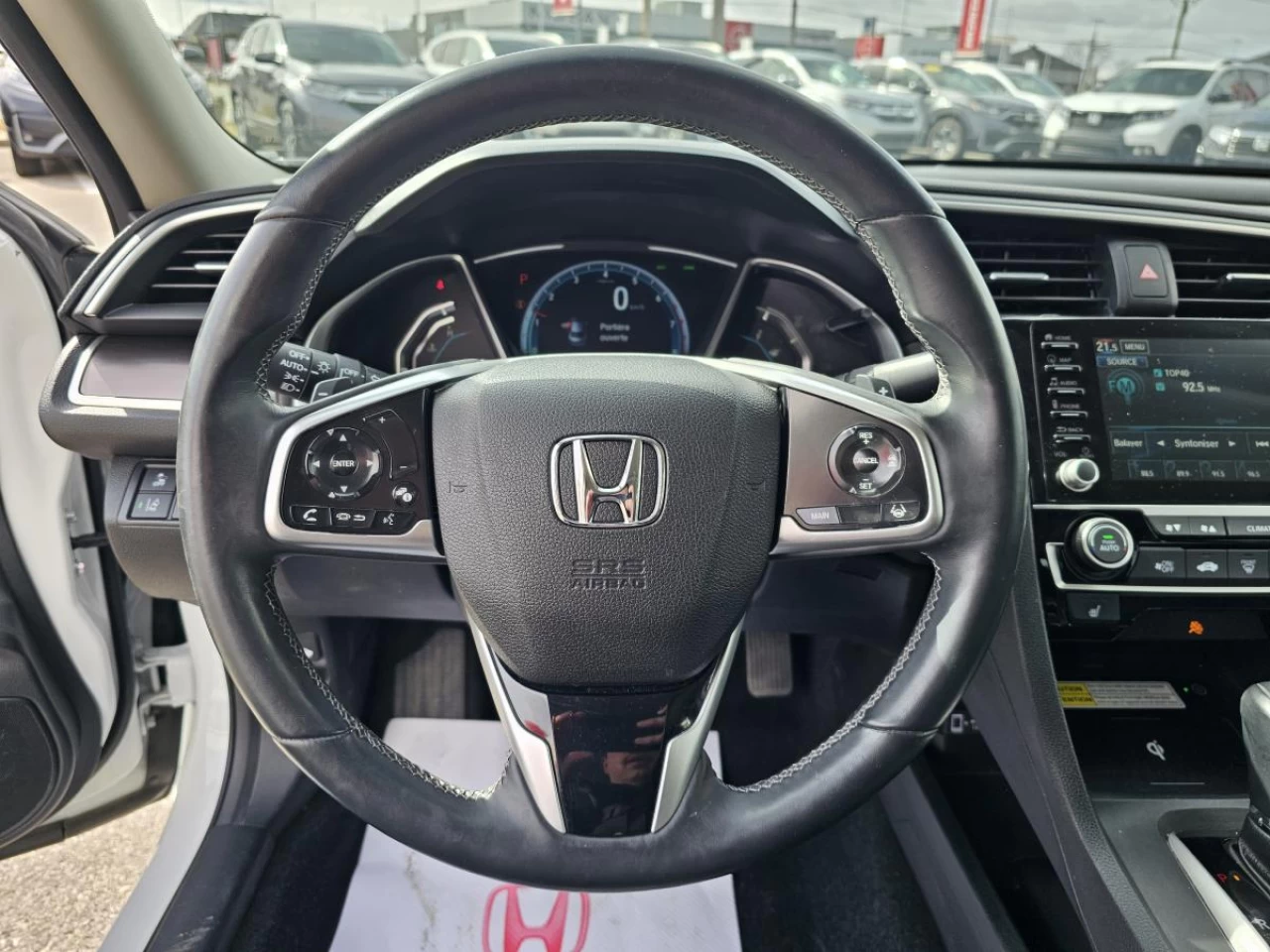 2021 Honda Civic Sedan Touring CVT Sedan Image principale