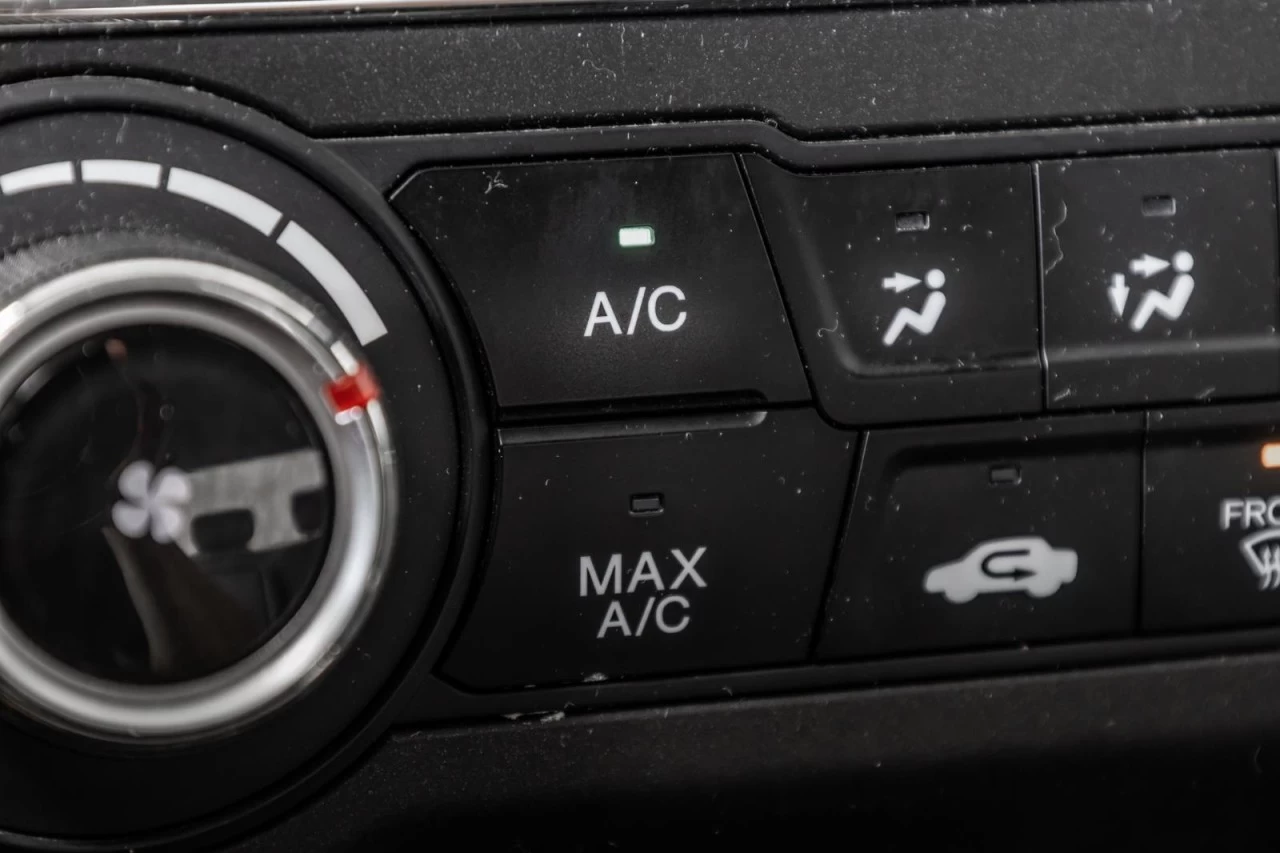 2014 Honda Civic Sedan Manuelle LX AUBAINE Image principale