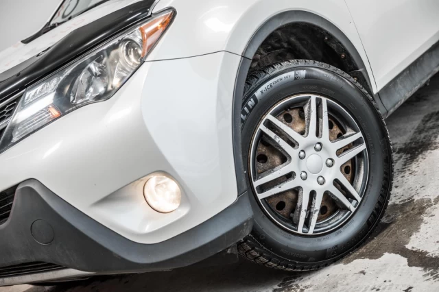 Toyota RAV4 AWD Limited Garantie 1 AN 2013
