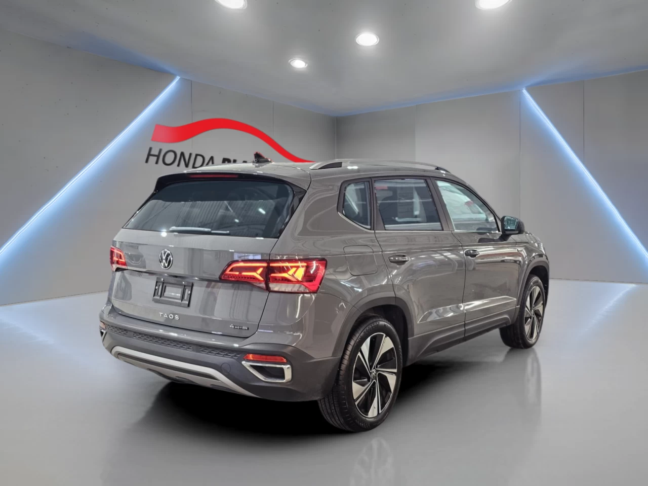 2024 Volkswagen Taos Comfortline 4MOTION Main Image
