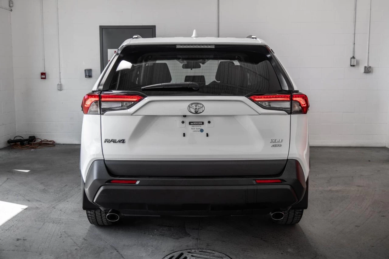2020 Toyota RAV4 XLE AWD+TOIT.OUVRANT+SIEGES.CHAUFF+CARPLAY Main Image