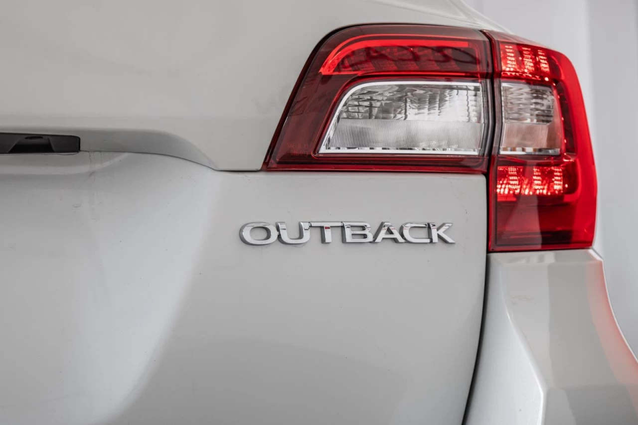 2017 Subaru Outback 2.5i Touring w-Tech Pkg TOIT.OUVRANT+SIEGES.CHAUFF Main Image