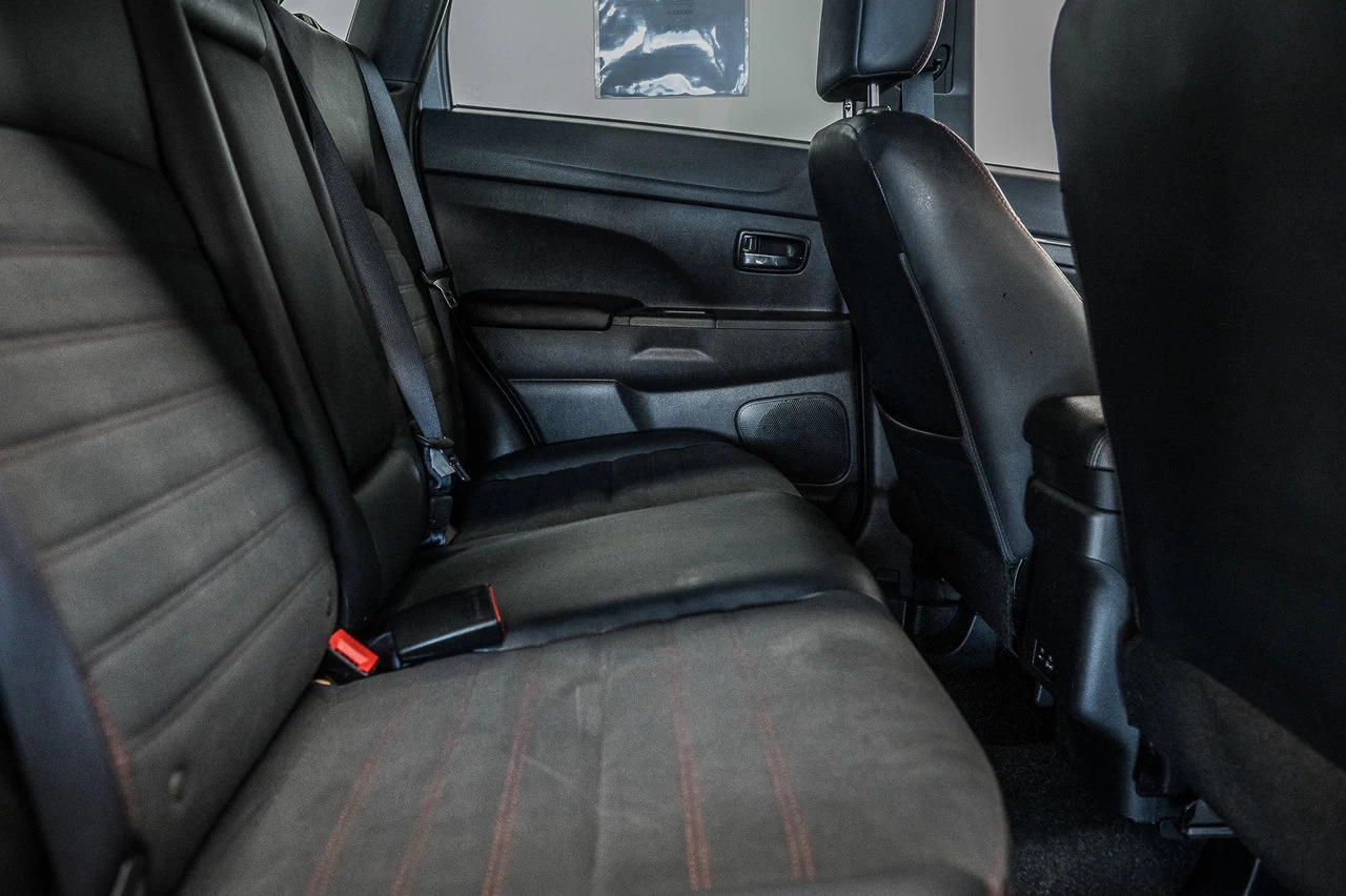 2022 Mitsubishi RVR Le Awc Image principale