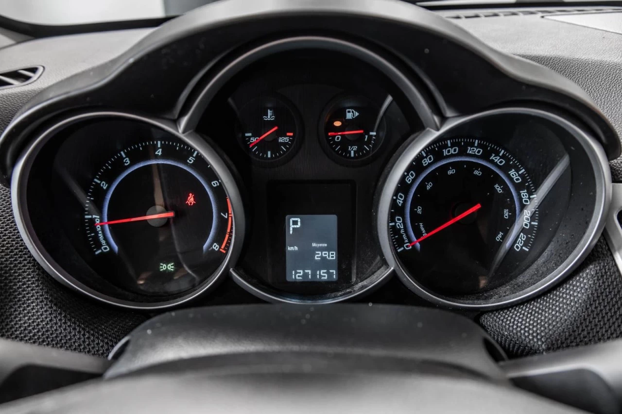 2011 Chevrolet Cruze Automatique BAS KM Image principale