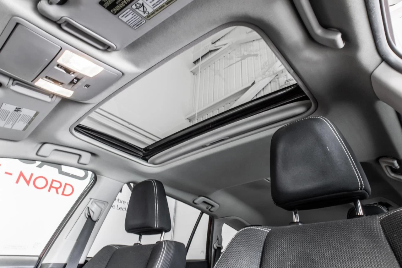 2016 Toyota RAV4 AWD XLE GARANTIE 1 AN Main Image