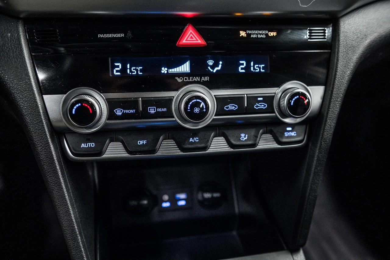 2019 Hyundai Elantra Luxury Image principale